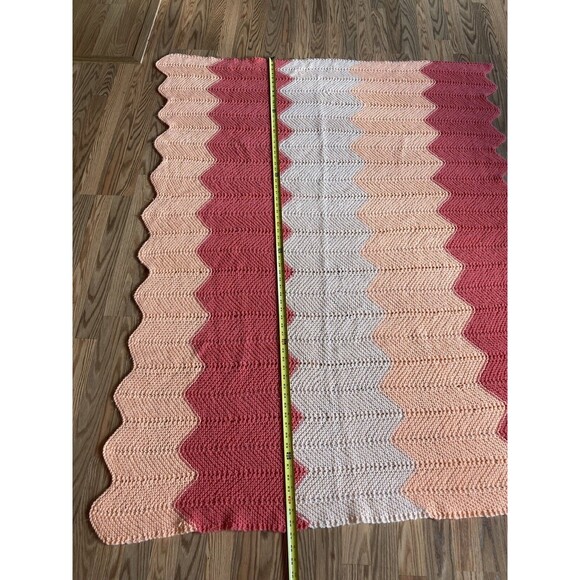 VINTAGE AFGHAN Crochet Zig Zag Blanket Chevron Handmade 52" x 67" - Picture 2 of 4